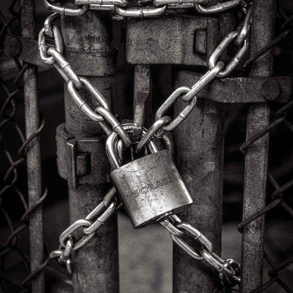 How to Secure Your Supply Chain Throughout the Procurement Cycle How to Secure Your Supply Chain Throughout the Procurement Cycle