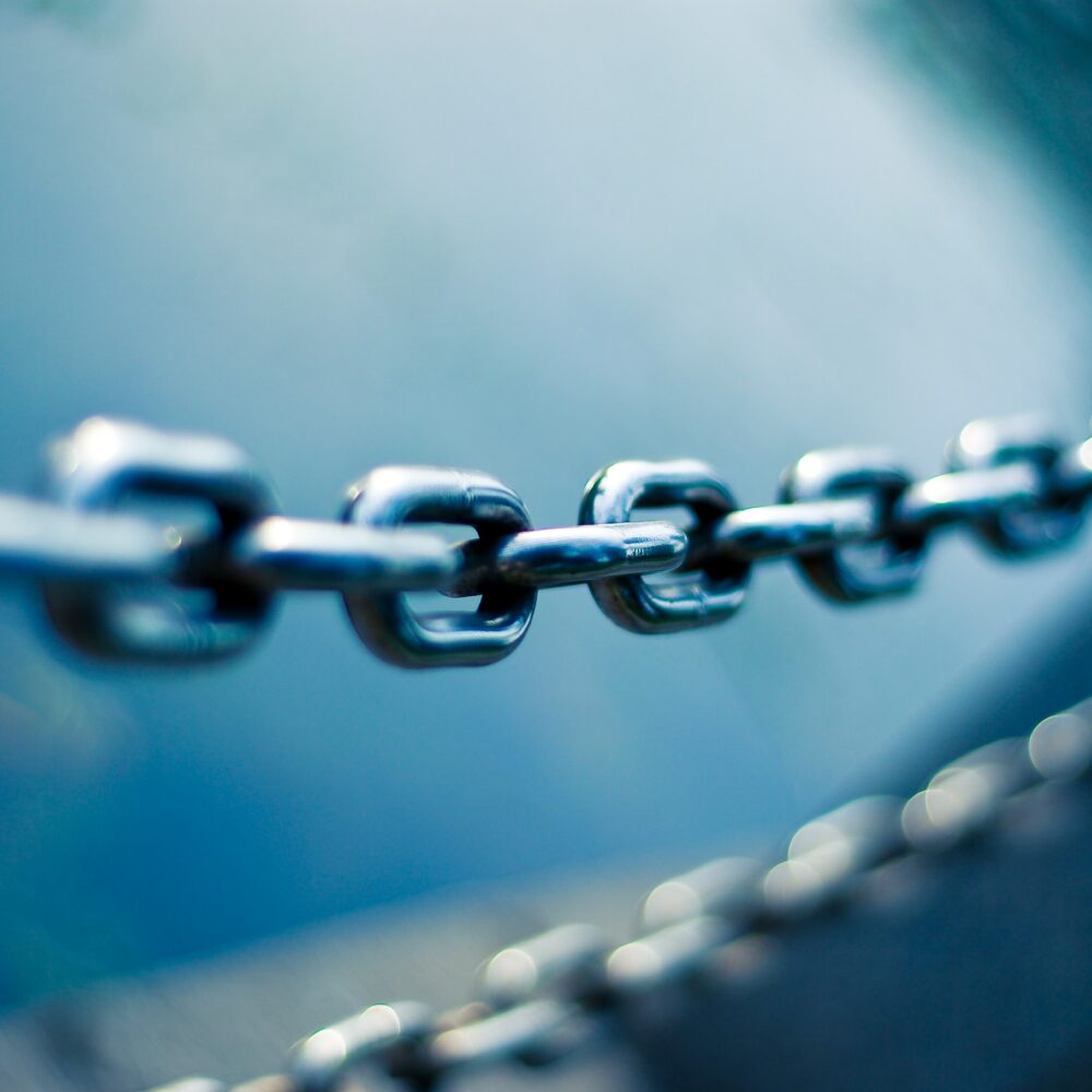 Digital Information Flow Meets the Physical Supply Chain Digital Information Flow Meets the Physical Supply Chain